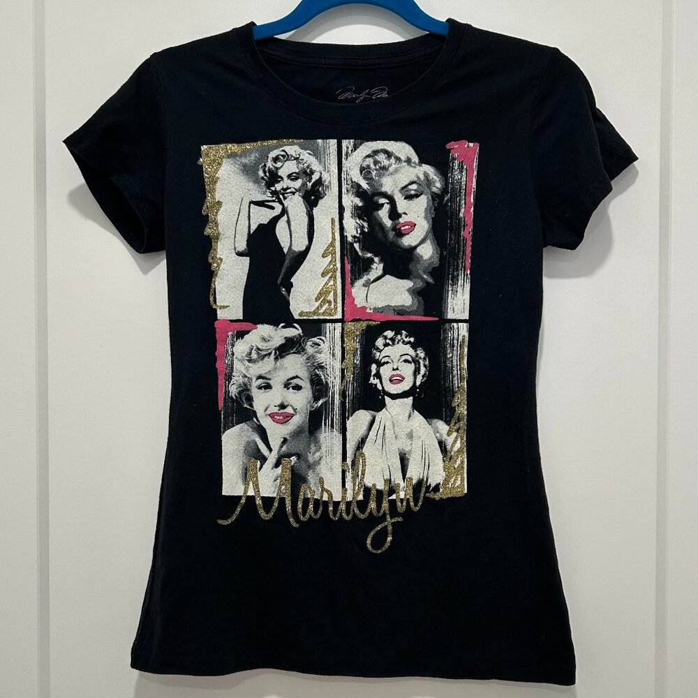 MARILYN MONROE sparkly black tee with 4 images of Marilyn (M)